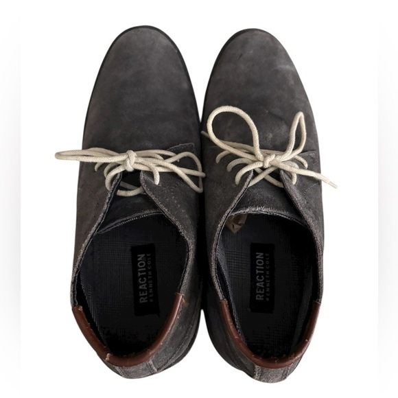 Kenneth Cole REACTION Blue-Gray Leather Chukka Boots main image 5